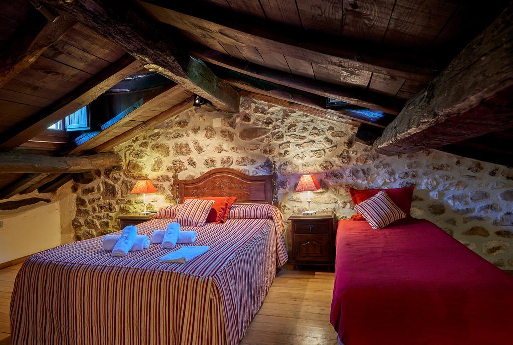 Гостевой дом Casas Rurales La Tahona De Besnes Альес Экстерьер фото