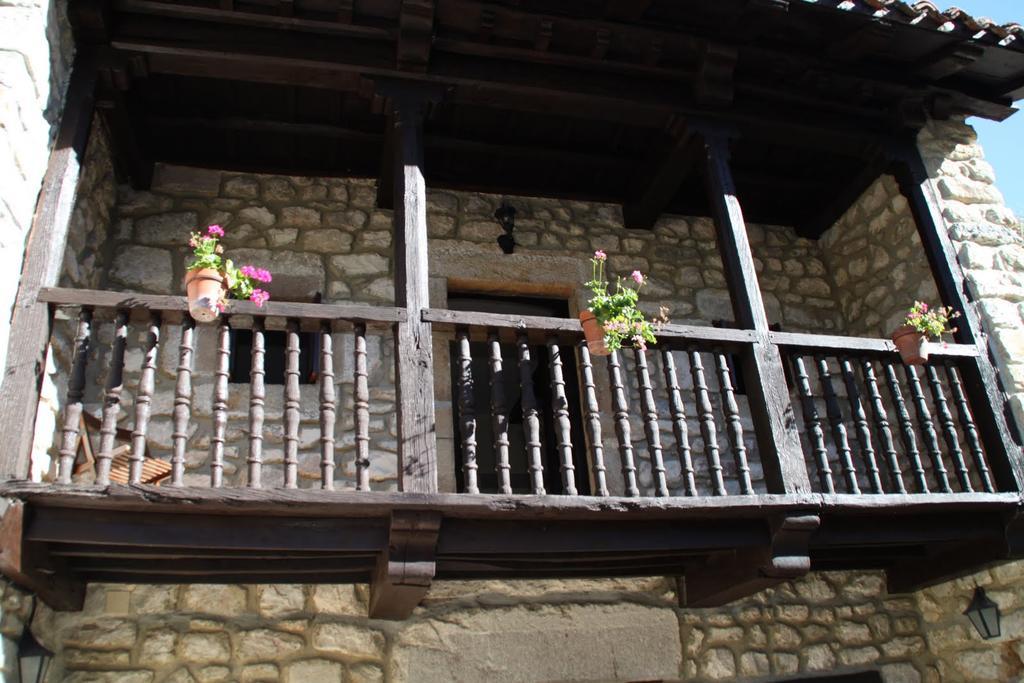 Гостевой дом Casas Rurales La Tahona De Besnes Альес Экстерьер фото